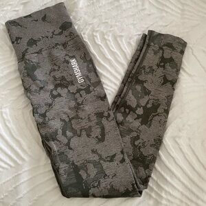 Gymshark Adapt camo leggings